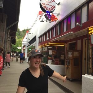 Meet your Posher, Grace